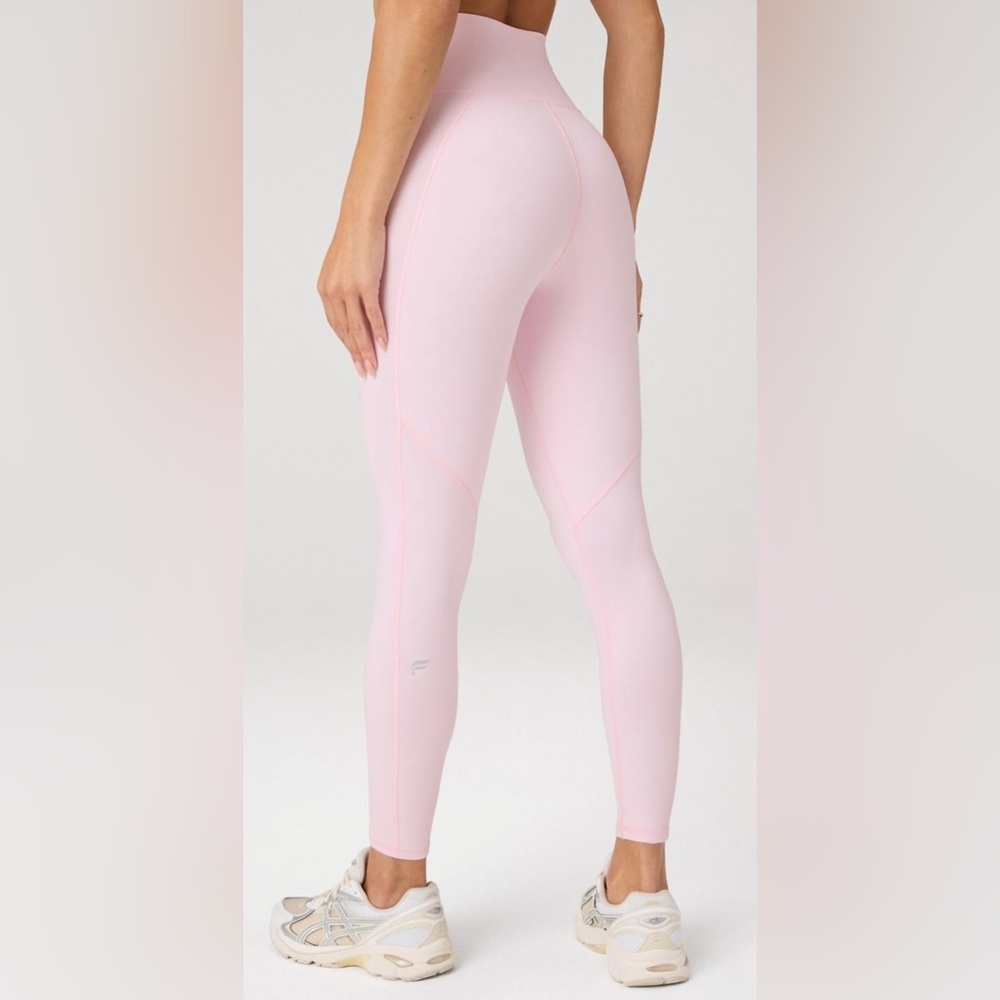 Fabletics Define Powerhold Soft Pink HW 7/8 Legging | XS | NWT | Rare